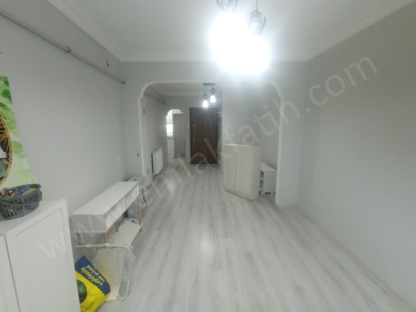 Kocamustafapaşa Hacıkadın Caddesi Daire 2+1 ( ESKİ PORTFÖY )