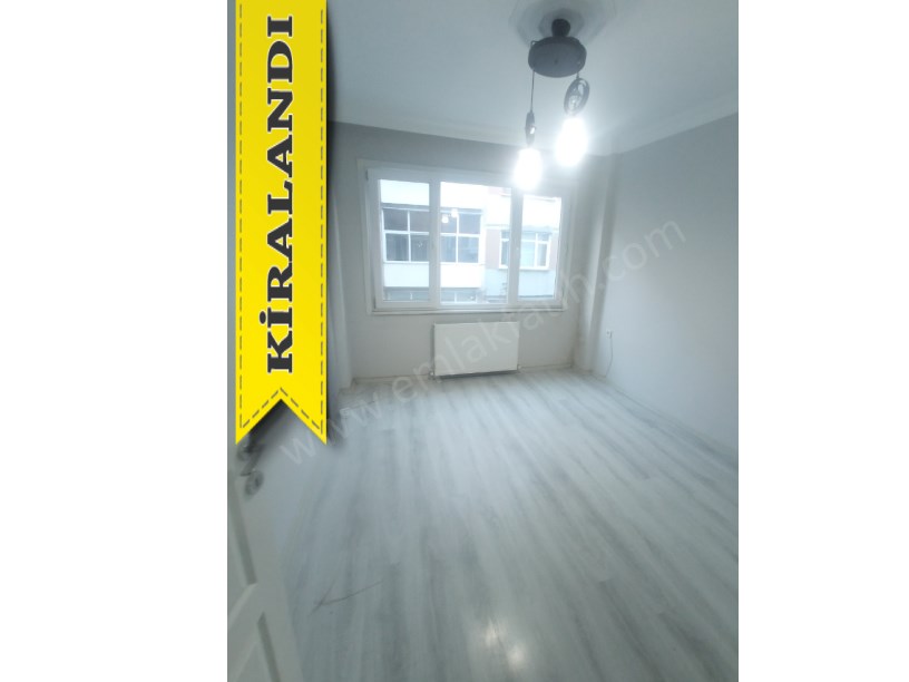Kocamustafapaşa Hacıkadın Caddesi Daire 2+1 ( ESKİ PORTFÖY )