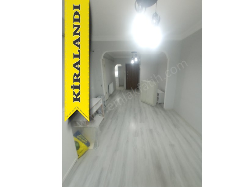 Kocamustafapaşa Hacıkadın Caddesi Daire 2+1 ( ESKİ PORTFÖY )