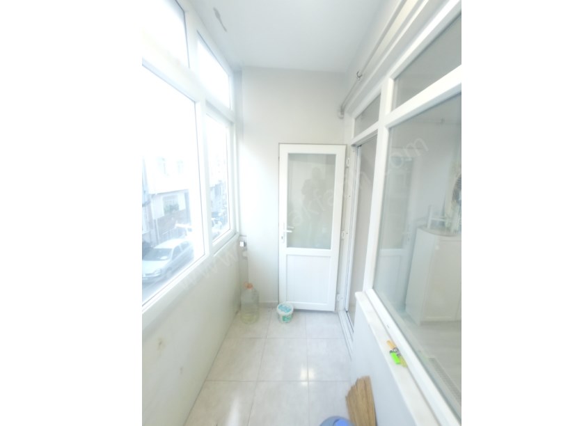 Kocamustafapaşa Hacıkadın Caddesi Full Yapılı Temiz Daire 2+1 ( ►) Video Var