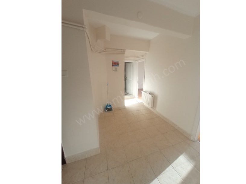 Kocamustafapaşa Kiralık Daire Kemancı Sitesi BİM Yanında 2+1 1.kat ( ►) Video Var