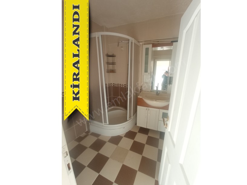 Kocamustafapaşa Kiralık Daire Kemancı Sitesi BİM Yanında  ( ESKİ PORTFÖY )