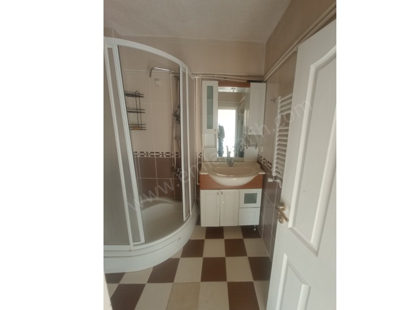 Kocamustafapaşa Kiralık Daire Kemancı Sitesi BİM Yanında 2+1 1.kat ( ►) Video Var