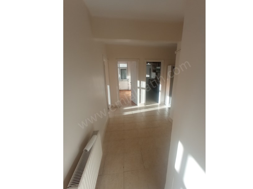 Kocamustafapaşa Kiralık Daire Kemancı Sitesi BİM Yanında 2+1 1.kat ( ►) Video Var