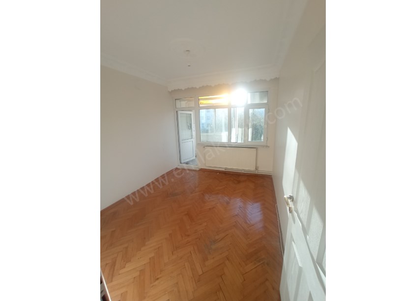 Kocamustafapaşa Kiralık Daire Kemancı Sitesi BİM Yanında 2+1 1.kat ( ►) Video Var