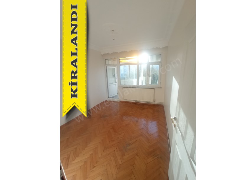 Kocamustafapaşa Kiralık Daire Kemancı Sitesi BİM Yanında  ( ESKİ PORTFÖY )