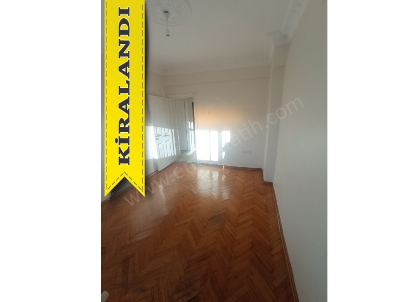 Kocamustafapaşa Kiralık Daire Kemancı Sitesi BİM Yanında  ( ESKİ PORTFÖY )