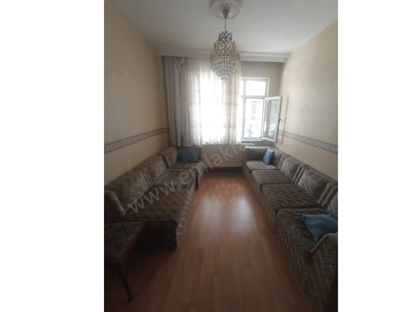 Sümbül Efendi Kiralık Daire Ali Fakih Caddesi 2+1 Yüksek Giriş Çift Cepheli