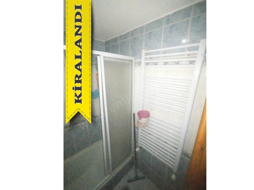 KOCAMUSTAFAPAŞADA MEYDANDA GENÇ EŞYALI 3+1 DUBLEKS DAİRE KOMBİLİ KLİMALI