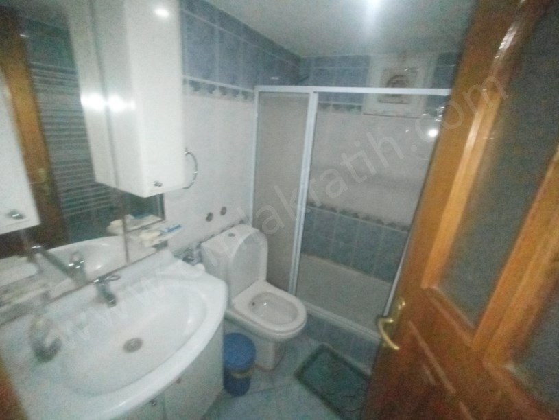 KOCAMUSTAFAPAŞADA MEYDANDA GENÇ EŞYALI 3+1 DUBLEKS ( ESKİ PORTFÖY )