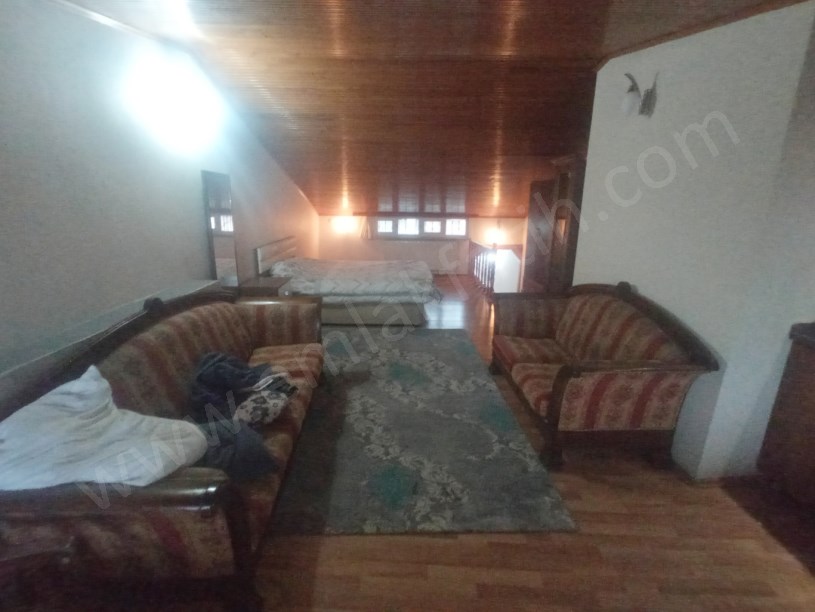 KOCAMUSTAFAPAŞADA MEYDANDA GENÇ EŞYALI 3+1 DUBLEKS DAİRE KOMBİLİ KLİMALI