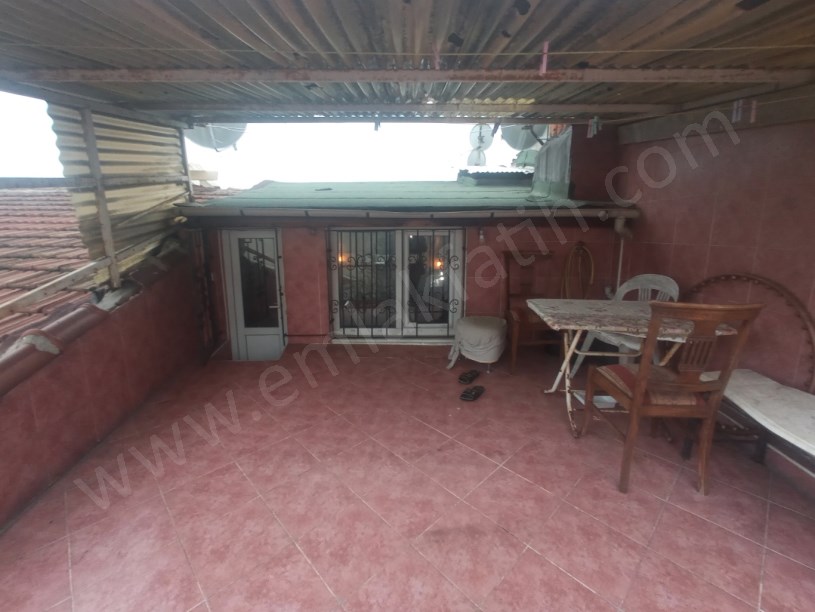 KOCAMUSTAFAPAŞADA MEYDANDA GENÇ EŞYALI 3+1 DUBLEKS DAİRE KOMBİLİ KLİMALI