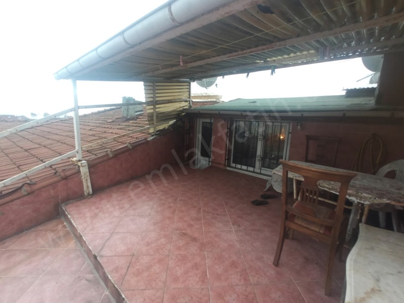 KOCAMUSTAFAPAŞADA MEYDANDA GENÇ EŞYALI 3+1 DUBLEKS DAİRE KOMBİLİ KLİMALI