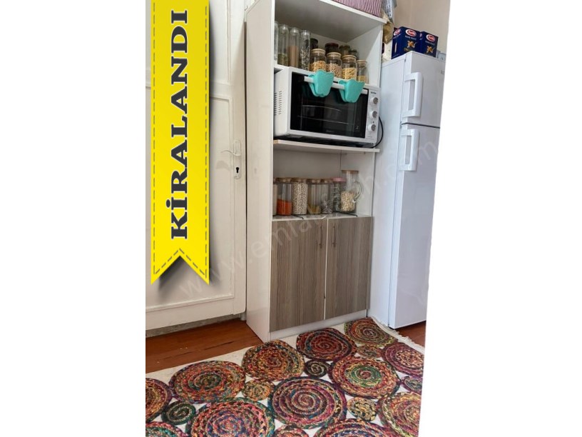 KOCAMUSTAFAPAŞADA DENİZ MANZARALI EŞYALI 1+1 3.ARAKAT