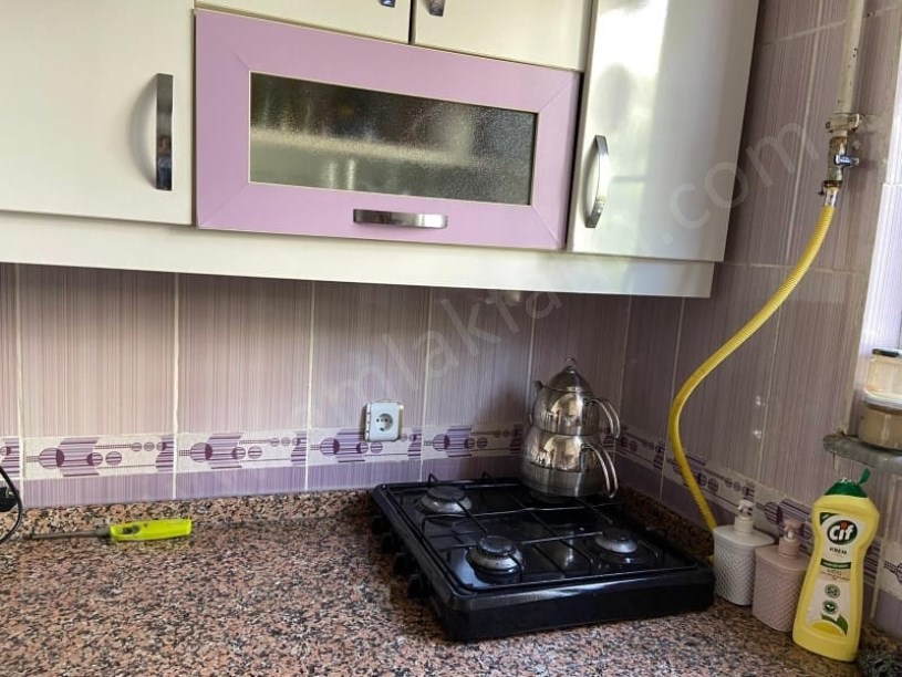 KOCAMUSTAFAPAŞADA DENİZ MANZARALI EŞYALI 1+1 ( ESKİ PORTFÖY )