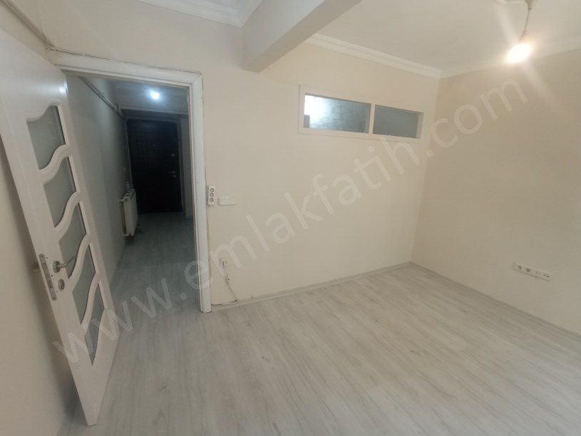 Seyyid Ömer Kombili 1+1 Ön Cephe 45m2 Daire Full Yapılı  ( ESKİ PORTFÖY )