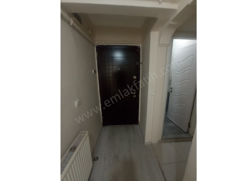 Seyyid Ömer Kombili 1+1 Ön Cephe 45m2 Daire Full Yapılı Yüksek Giriş