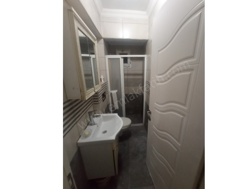 Seyyid Ömer Kombili 1+1 Ön Cephe 45m2 Daire Full Yapılı Yüksek Giriş