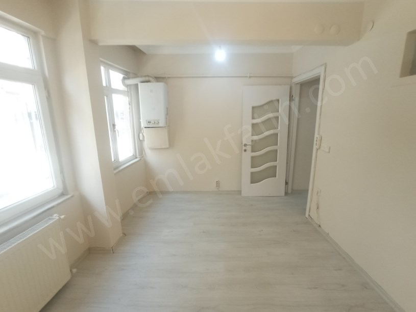 Seyyid Ömer Kombili 1+1 Ön Cephe 45m2 Daire Full Yapılı  ( ESKİ PORTFÖY )