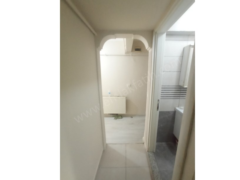 Seyyid Ömer Kombili 1+1 Ön Cephe 45m2 Daire Full Yapılı Yüksek Giriş