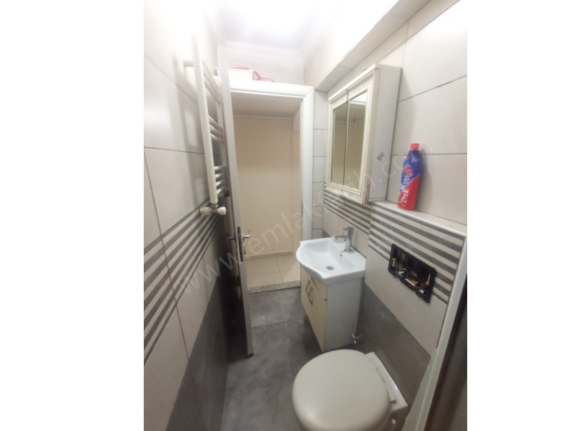 Seyyid Ömer Kombili 1+1 Ön Cephe 45m2 Daire Full Yapılı Yüksek Giriş