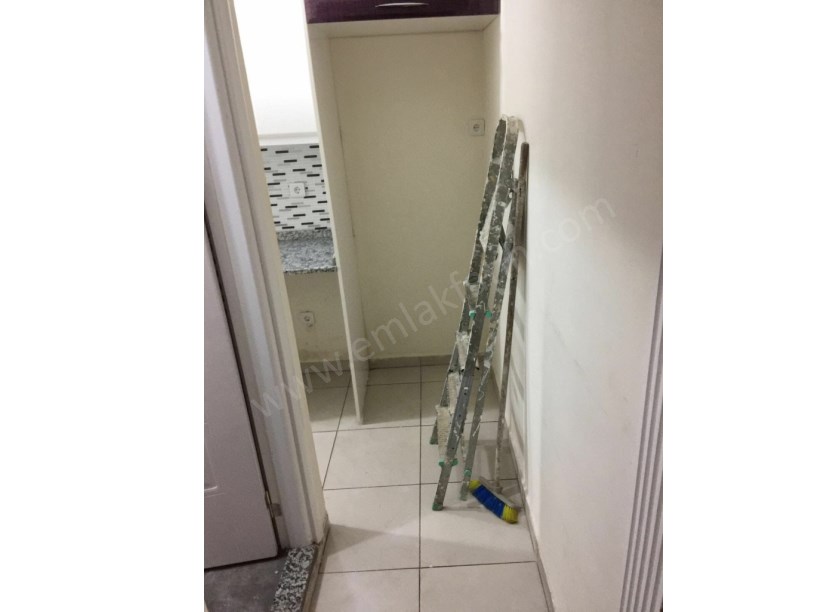 Seyyid Ömer Kombili 1+1 Ön Cephe 45m2 Daire Full Yapılı Yüksek Giriş