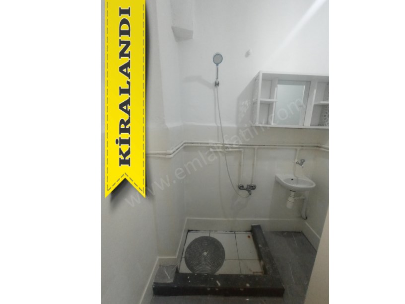 KOCAMUSTAFAPAŞA KİRALIK DAİRE L SALON 1,5+1 4.KAT ( ESKİ PORTFÖY )