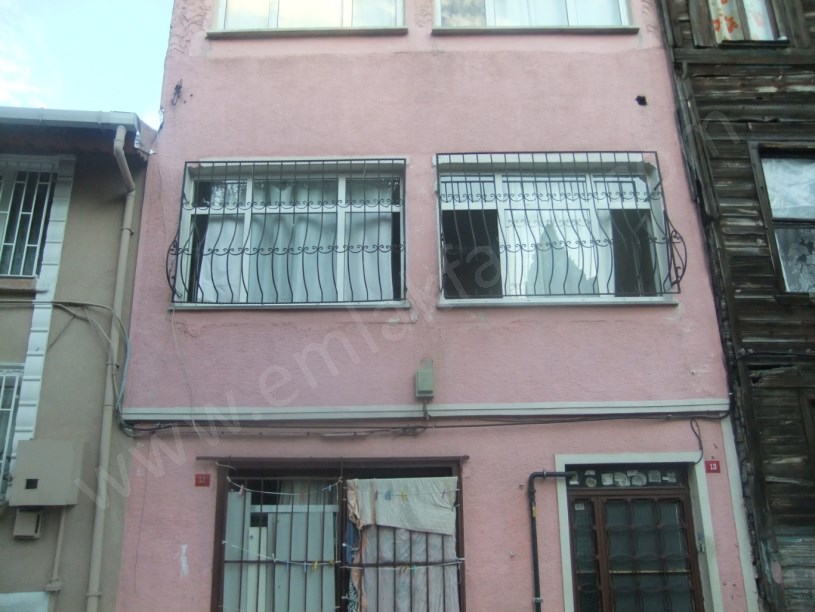 KOCAMUSTAFAPAŞA SAMATYA KİRALIK DAİRE 1+1 2.KAT KOMBİLİ