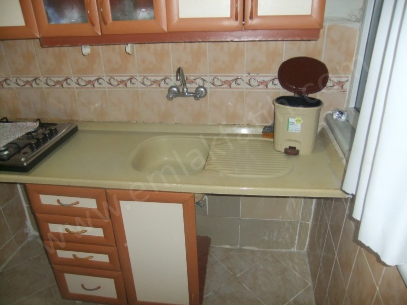KOCAMUSTAFAPAŞA SAMATYA KİRALIK DAİRE 1+1 2.KAT KOMBİLİ