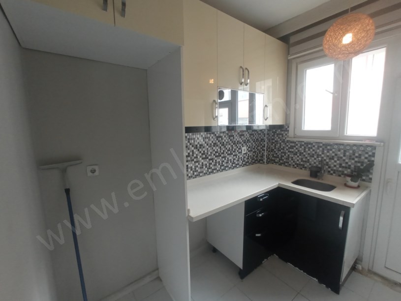 KOCAMUSTAFAPAŞA KİRALIK DAİRE L SALON 1,5+1  ( ESKİ PORTFÖY )