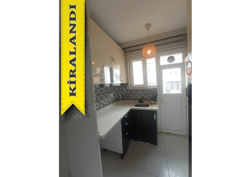 KOCAMUSTAFAPAŞA KİRALIK DAİRE L SALON 1,5+1  ( ESKİ PORTFÖY )