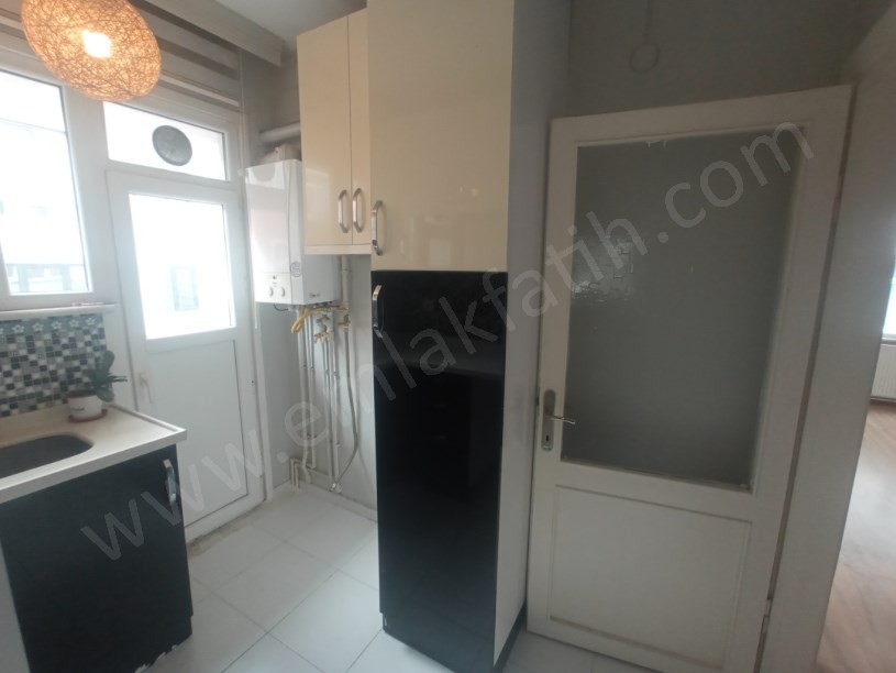 KOCAMUSTAFAPAŞA KİRALIK DAİRE L SALON 1,5+1  ( ESKİ PORTFÖY )