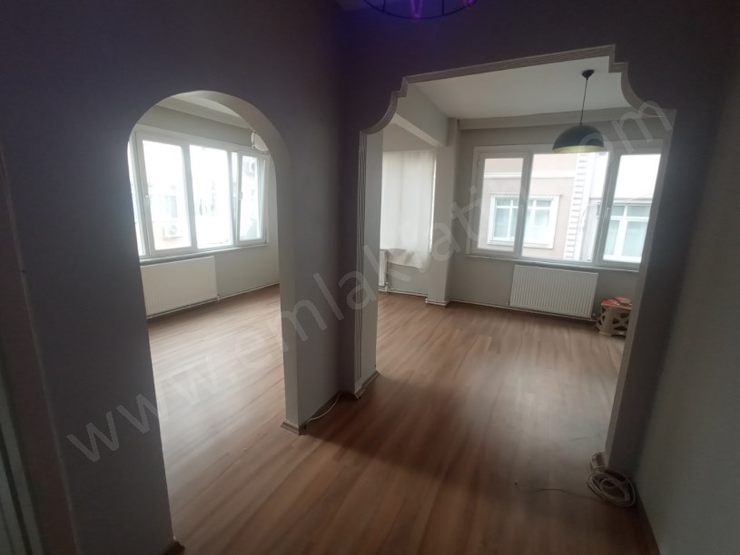 KOCAMUSTAFAPAŞA KİRALIK DAİRE L SALON 1,5+1  ( ESKİ PORTFÖY )