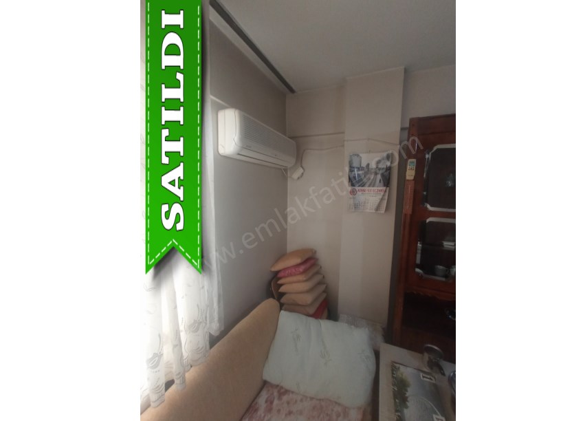 Kocamustafapaşa Mercan Balığı Sok. BOŞ Satılık Daire Masraflı Klimalı Balkonlu 2.KAT Daire