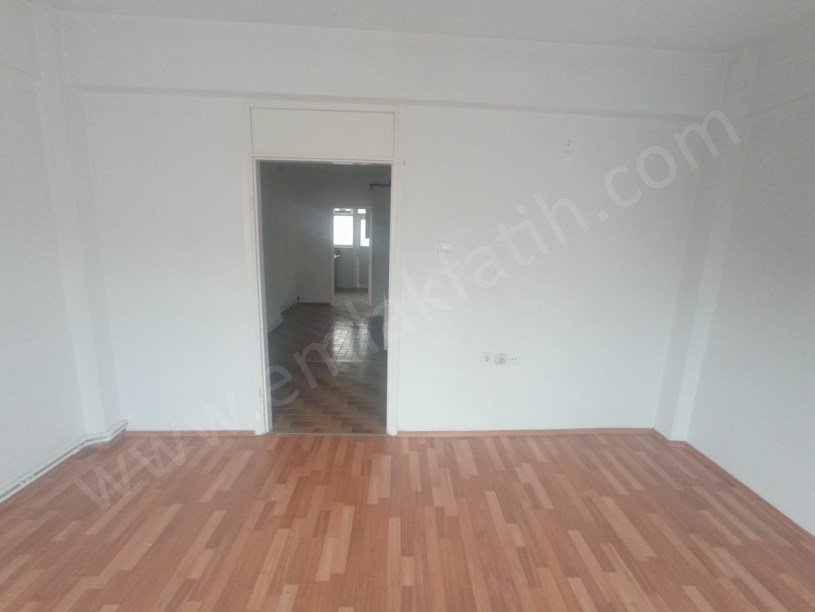 KOCAMUSTAFAPAŞA KİRALIK DAİRE 1+1+HOL 4.KAT  ( ESKİ PORTFÖY )