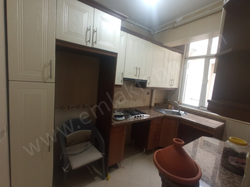 Kocamustafapaşa Kiralık Daire 2 Oda 1 Büyük Hol 1 Salon Full Yapılı Çift Balkonlu Temiz