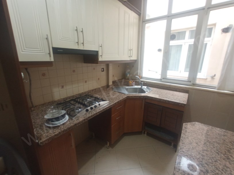 Kocamustafapaşa Kiralık Daire 2 Oda 1 Büyük Hol 1 Salon Full Yapılı Çift Balkonlu Temiz