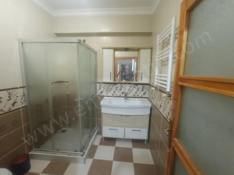FATİH KİRALIK DAİRE KIZTAŞI 13 SENELİK GENÇ BİNADA 3+1 KOMBİLİ KLİMALI FULL YAPILI TERTEMİZ 