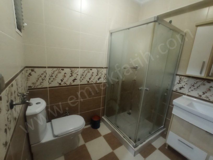 FATİH KİRALIK DAİRE KIZTAŞI 13 SENELİK GENÇ BİNADA 3+1 KOMBİLİ KLİMALI FULL YAPILI TERTEMİZ 