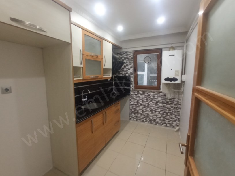 FATİH KİRALIK DAİRE KIZTAŞI 13 SENELİK GENÇ BİNADA 3+1 KOMBİLİ KLİMALI FULL YAPILI TERTEMİZ 