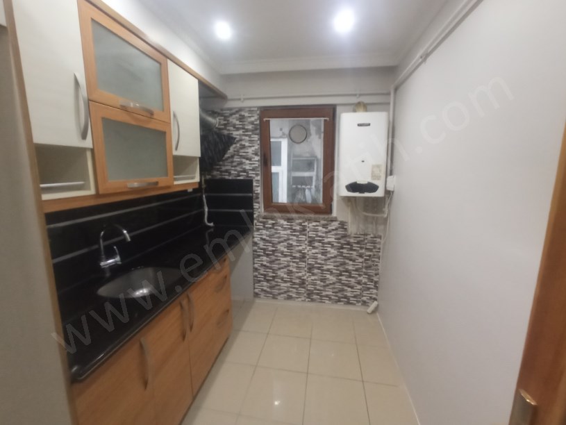 FATİH KİRALIK DAİRE KIZTAŞI 13 SENELİK GENÇ BİNADA 3+1 KOMBİLİ KLİMALI FULL YAPILI TERTEMİZ 