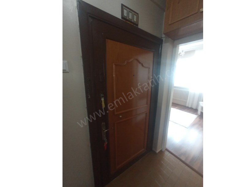 Kocamustafapaşa Marmara Caddesi Satılık Daire 3+1 110 m² Balkonlu 4.KAT 