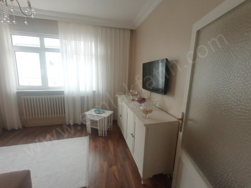 Kocamustafapaşa Marmara Caddesi Satılık Daire 3+1 110 m² Balkonlu 4.KAT 