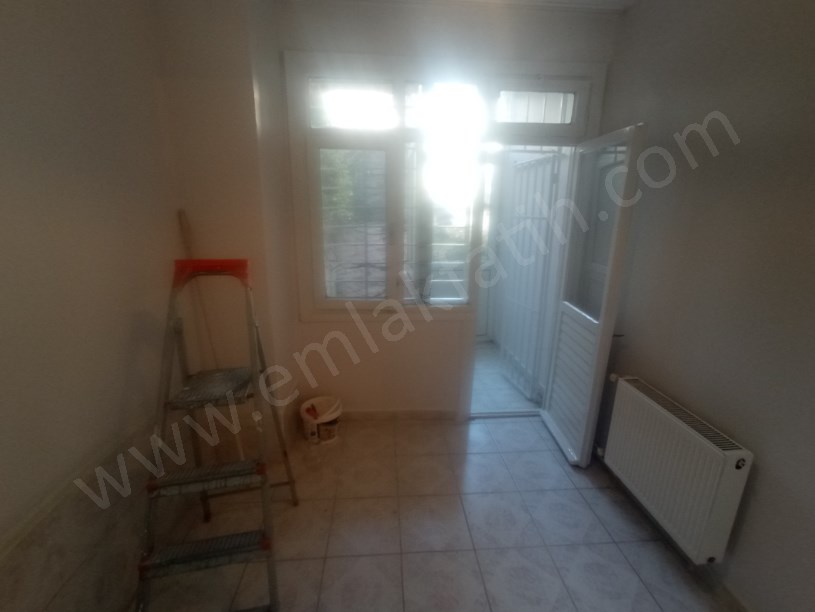 KOCAMUSTAFAPAŞA KİRALIK DAİRE 2+1+HOL YÜKSEK GİRİŞ  ( ESKİ PORTFÖY )
