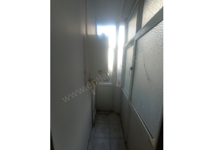 KOCAMUSTAFAPAŞA KİRALIK DAİRE 2+1+HOL YÜKSEK GİRİŞ KOMBİLİ MEMURA MEMUR AİLESİNE