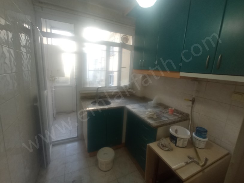 KOCAMUSTAFAPAŞA KİRALIK DAİRE 2+1+HOL YÜKSEK GİRİŞ  ( ESKİ PORTFÖY )