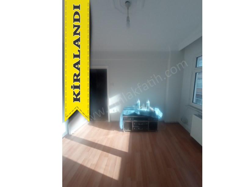 KOCAMUSTAFAPAŞA KİRALIK DAİRE 2+1 1.KAT KOMBİLİ  ( ESKİ PORTFÖY )