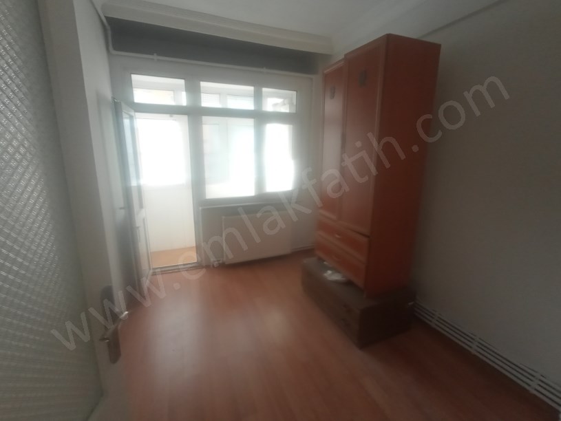KOCAMUSTAFAPAŞA KİRALIK DAİRE 2+1 1.KAT KOMBİLİ  ( ESKİ PORTFÖY )