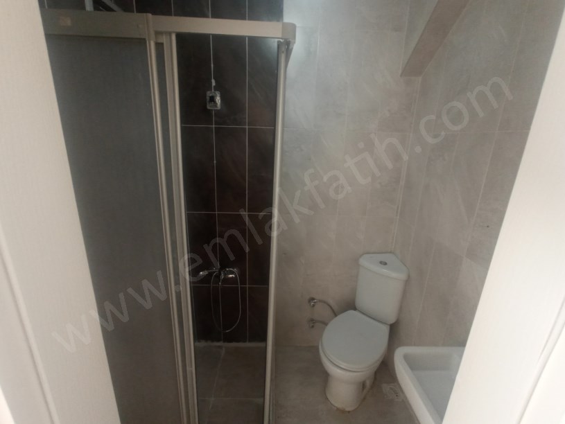 ( MEMURA ) KOCAMUSTAFAPAŞA KİRALIK DAİRE 2+1 3.KAT  ( ESKİ PORTFÖY )