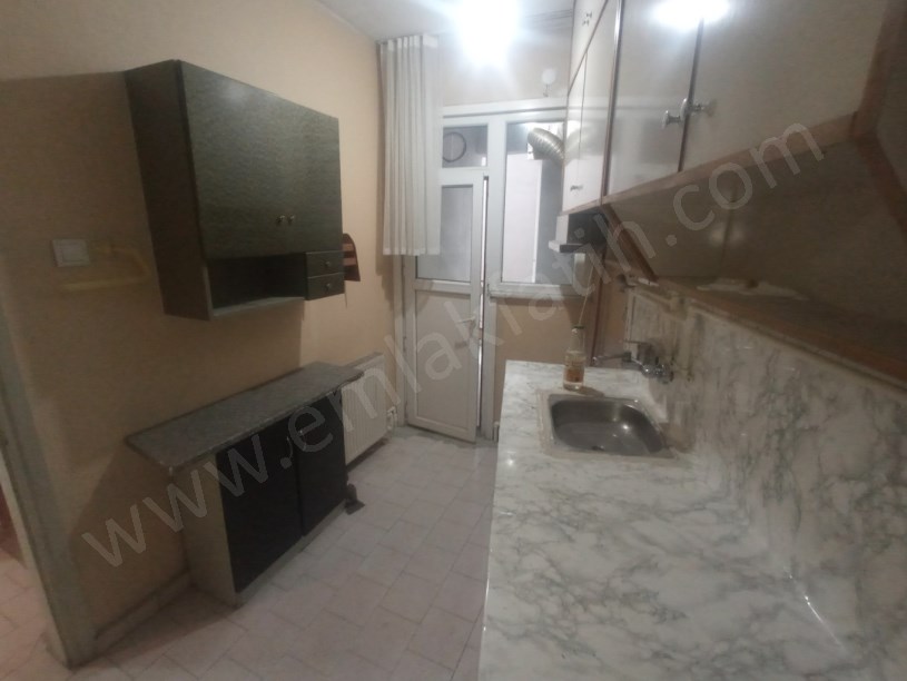 Mevlanakapı Mah. 2+1+Hol 95 m² Kombili 1.Kat  ( ESKİ PORTFÖY )